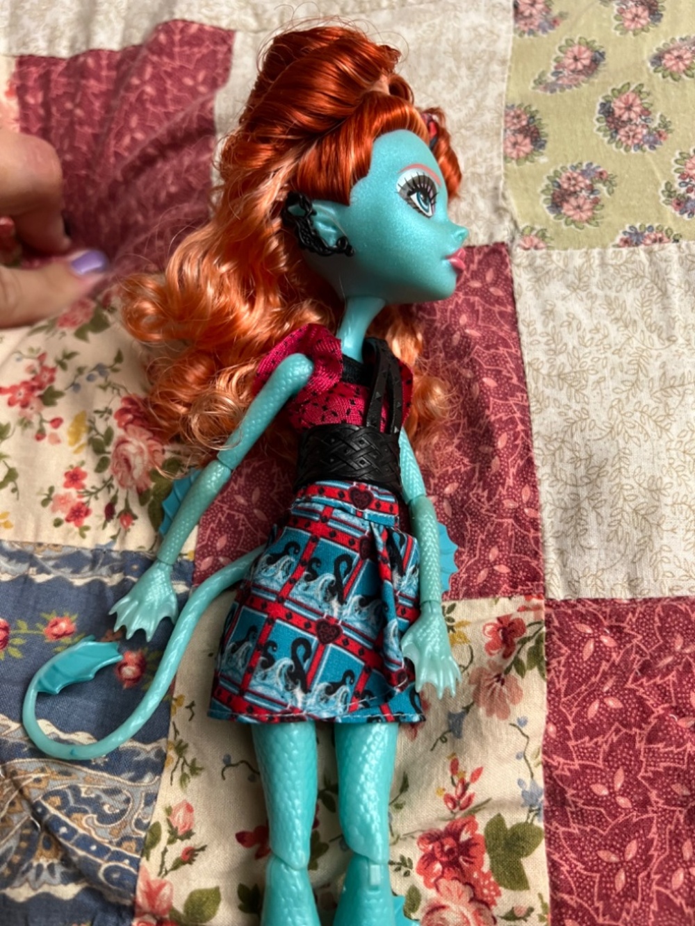 Lorna monster high doll - Picture 8 of 9